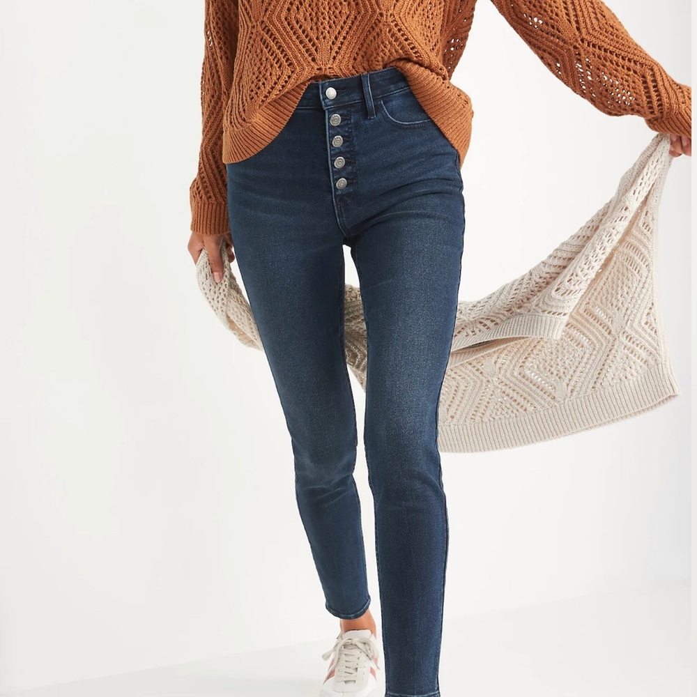 🆘Old navy button fly rockstar jeans
